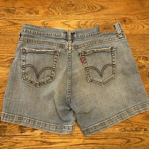 levi 515 denim jean shorts 8